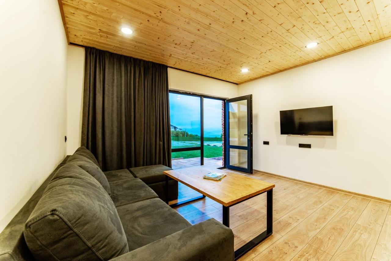 Tita Rooms Телави Екстериор снимка